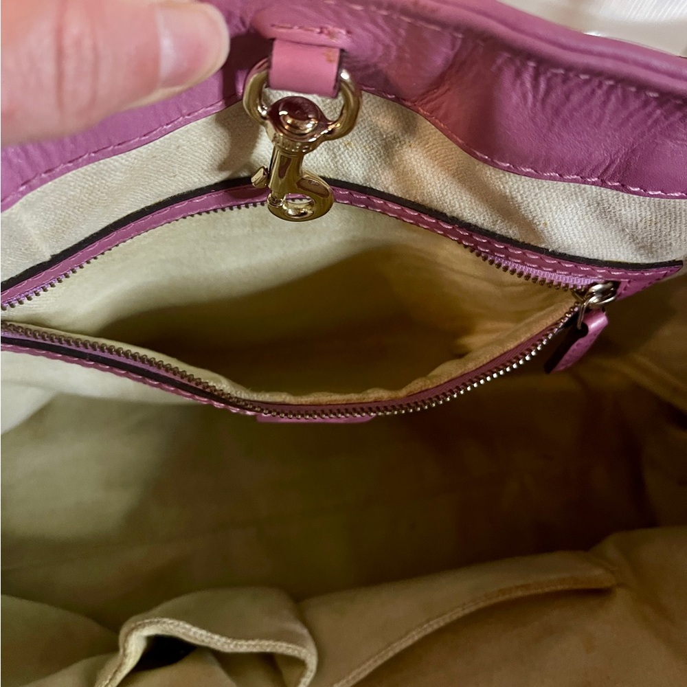 Gucci Beige GG Canvas Tote with Pink Leather Trim - Picture 7 of 11